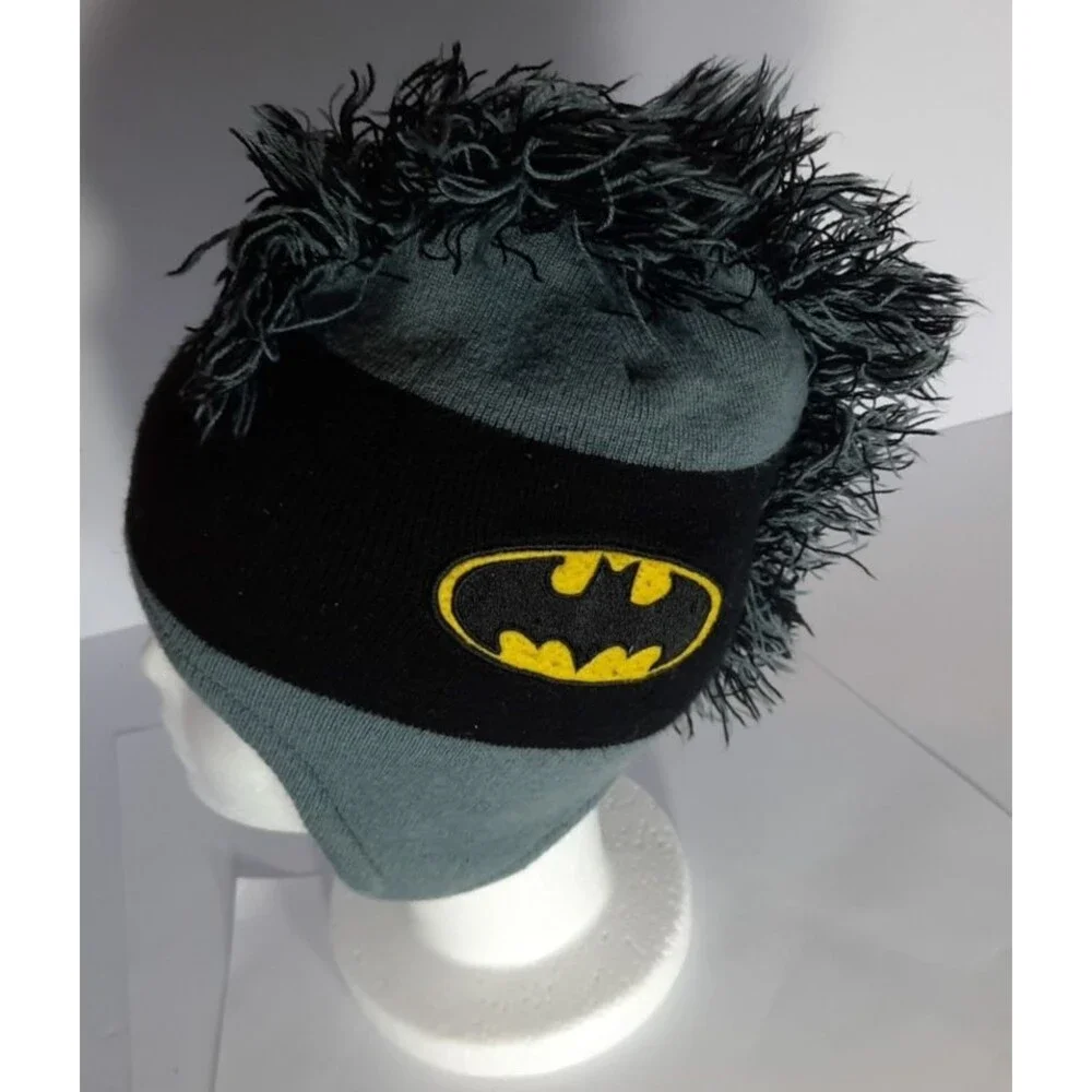DC Comics Boys Batman  Mohawk Ear Flap Hat One size 4-5 years Black Gray Yellow